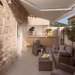 Miri, Heritage Superior With Swimming Pool Dubrovnik