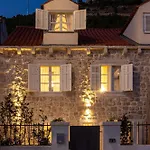 דירה Miri, Heritage Superior With Swimming Pool דוברובניק