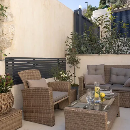 Miri, Heritage Superior With Swimming Pool * Dubrovník