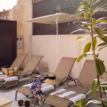 Miri, Heritage Superior With Swimming Pool Apartment *