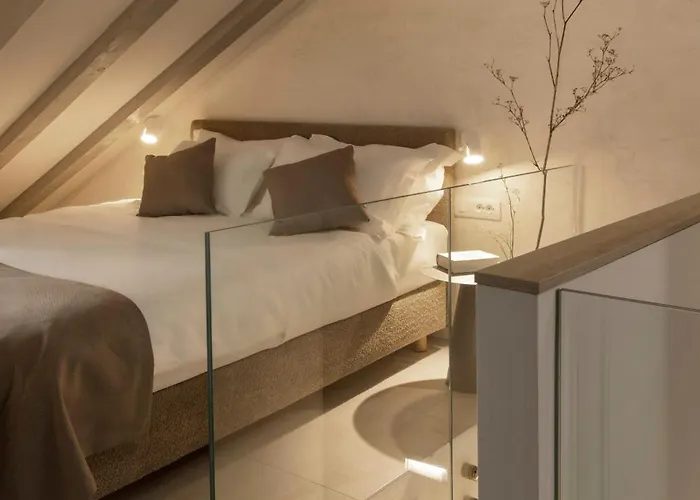 Miri, Heritage Superior With Swimming Pool