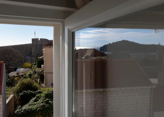 Miri, Heritage Superior With Swimming Pool دوبروفينك