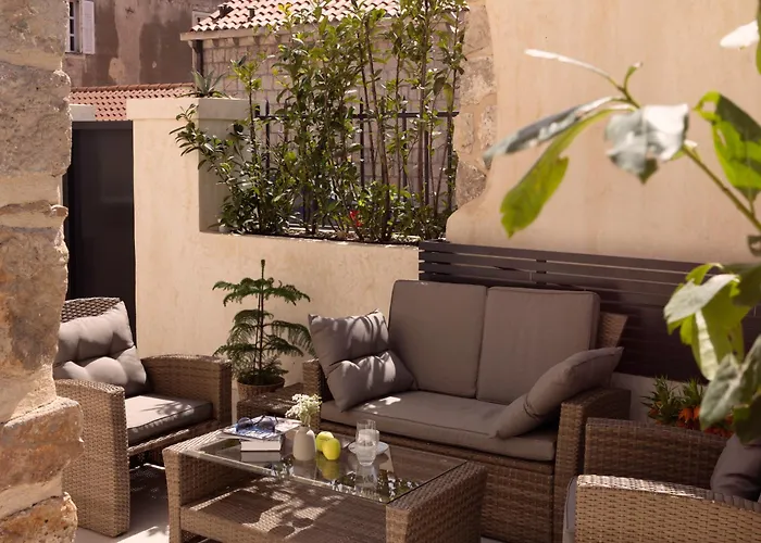 Miri, Heritage Superior With Swimming Pool *