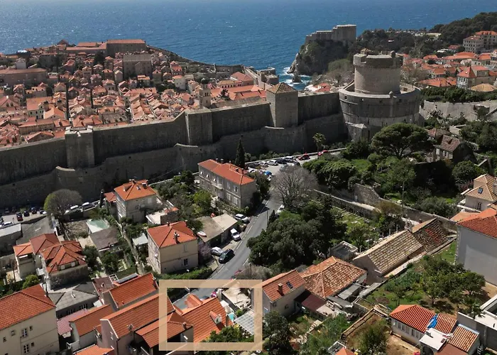 Miri, Heritage Superior With Swimming Pool * دوبروفينك