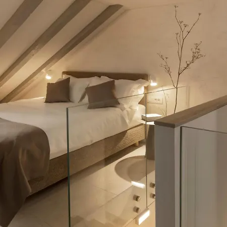 Miri, Heritage Superior With Swimming Pool