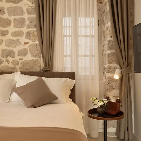 Miri, Heritage Superior With Swimming Pool Апартаменты *