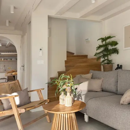 Miri, Heritage Superior With Swimming Pool