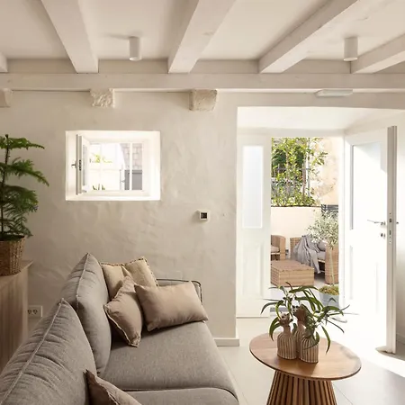 Miri, Heritage Superior With Swimming Pool Апартаменты *