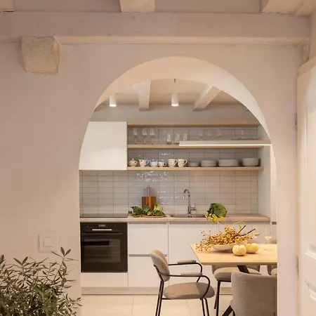 Miri, Heritage Superior With Swimming Pool Апартаменты