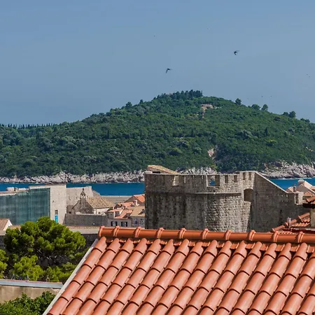 Miri, Heritage Superior With Swimming Pool