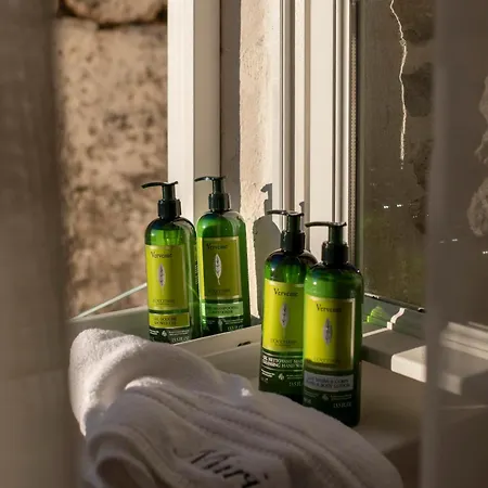 Appartement Miri, Heritage Superior With Swimming Pool